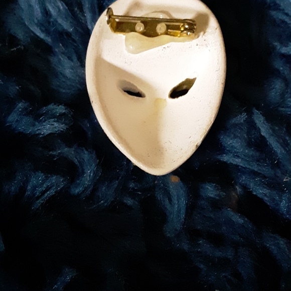 MASK BROOCH PIN MARDI GRAS VINTAGE - Picture 3 of 3